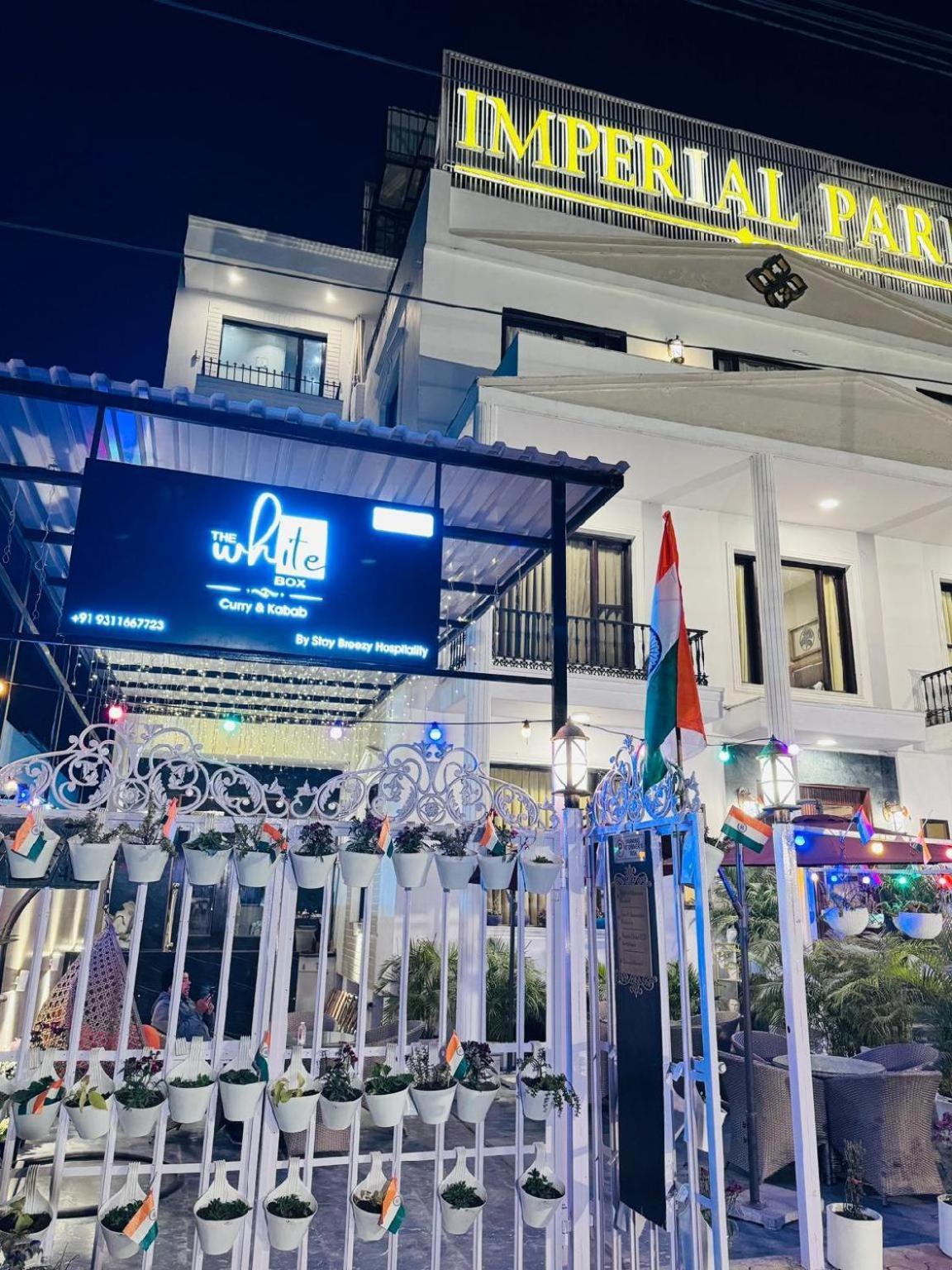 גורגאון Hotel Imperial Park Sector 45 מראה חיצוני תמונה
